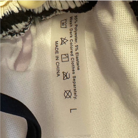 NWOT Striped Black and White Bikini Set size Large - Picture 4 of 5